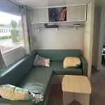 - 351 - Mobilhome Basic 3 6 Personnes 5 Etoiles * 울가트